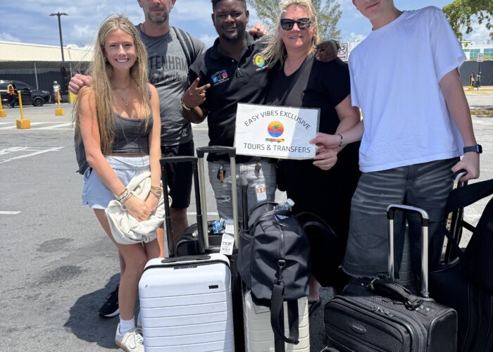 Airport transfer for Easy Vibes Tours Clients